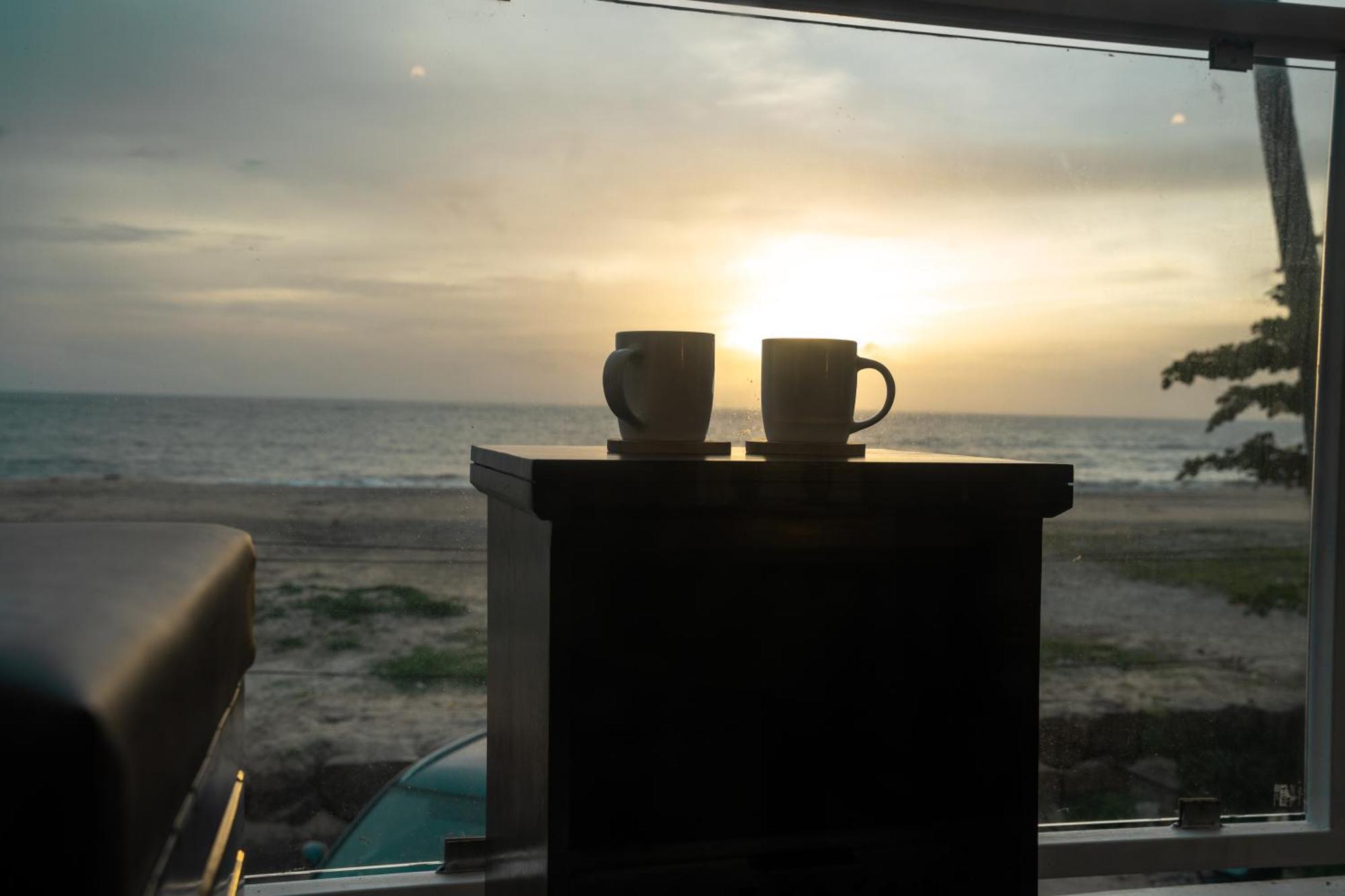 Akoya Beach Villa Alappuzha Экстерьер фото